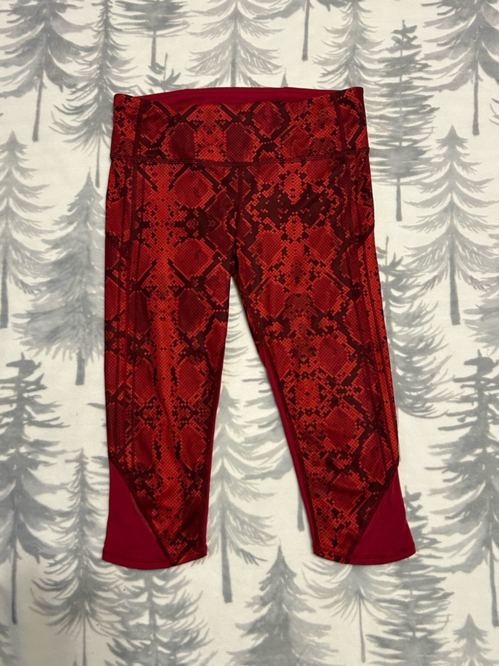 Lululemon Red Snake-Print Capri Workout Leggings